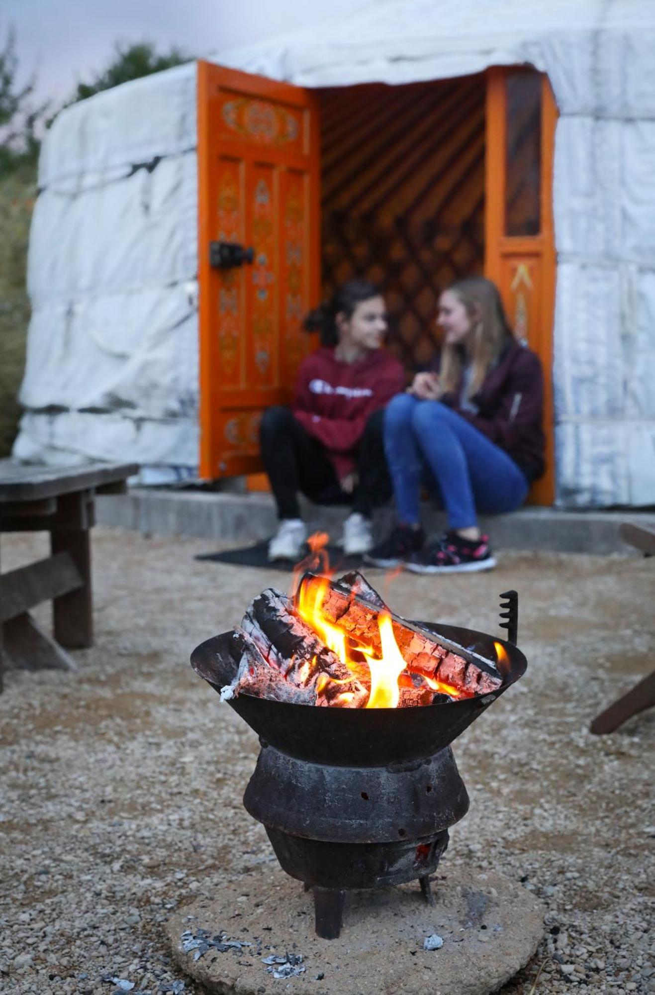 Caalm Camp Otel Stour Provost Dış mekan fotoğraf